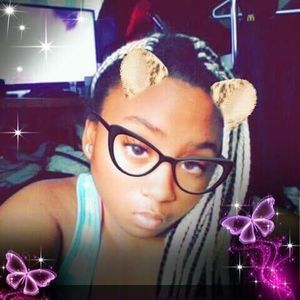 Meet your Posher, Tacara